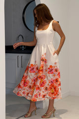 Erica Square Neck Pleated Midi Dress Floral print