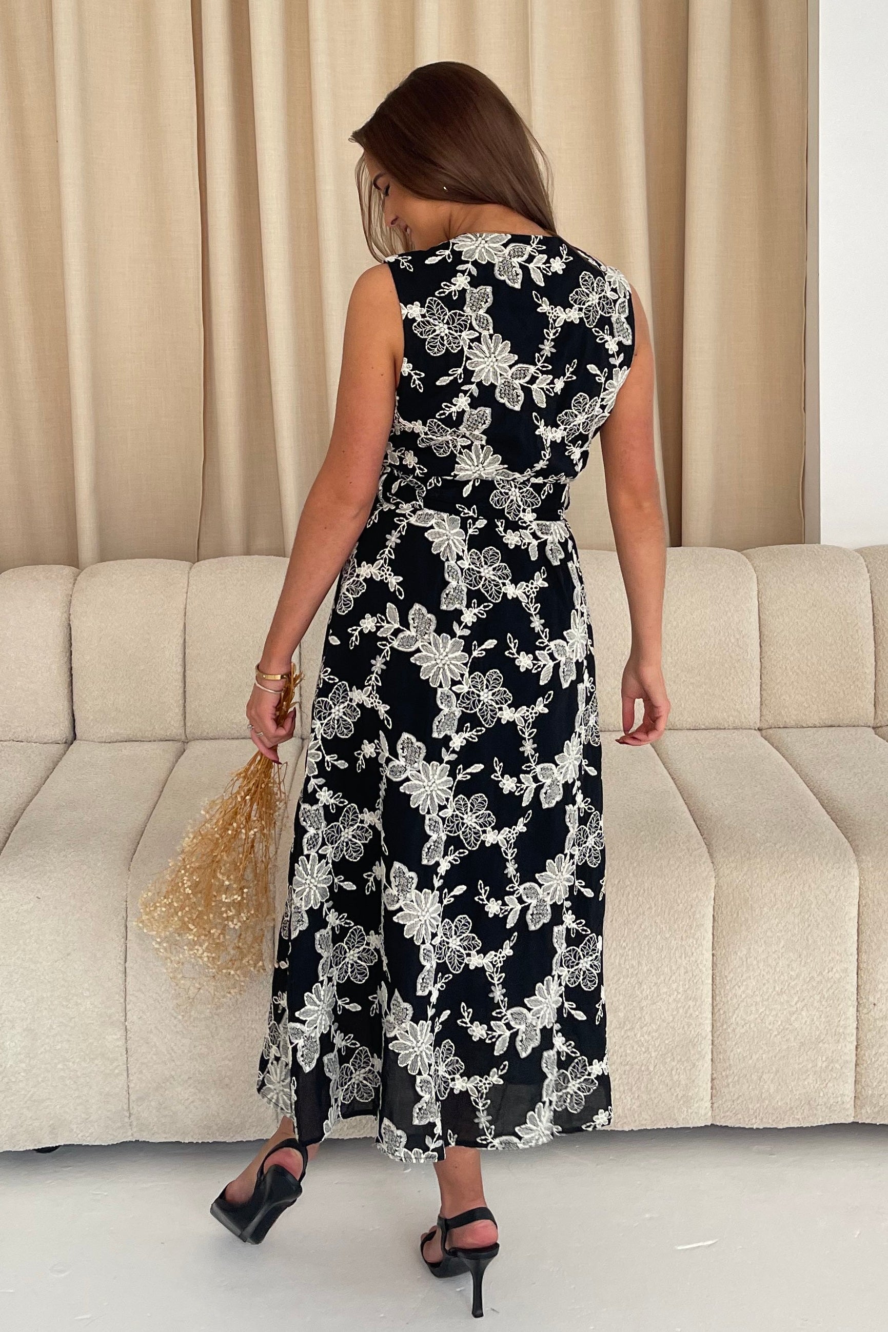 Cordelia Floral Embroidery Midi Dress Black
