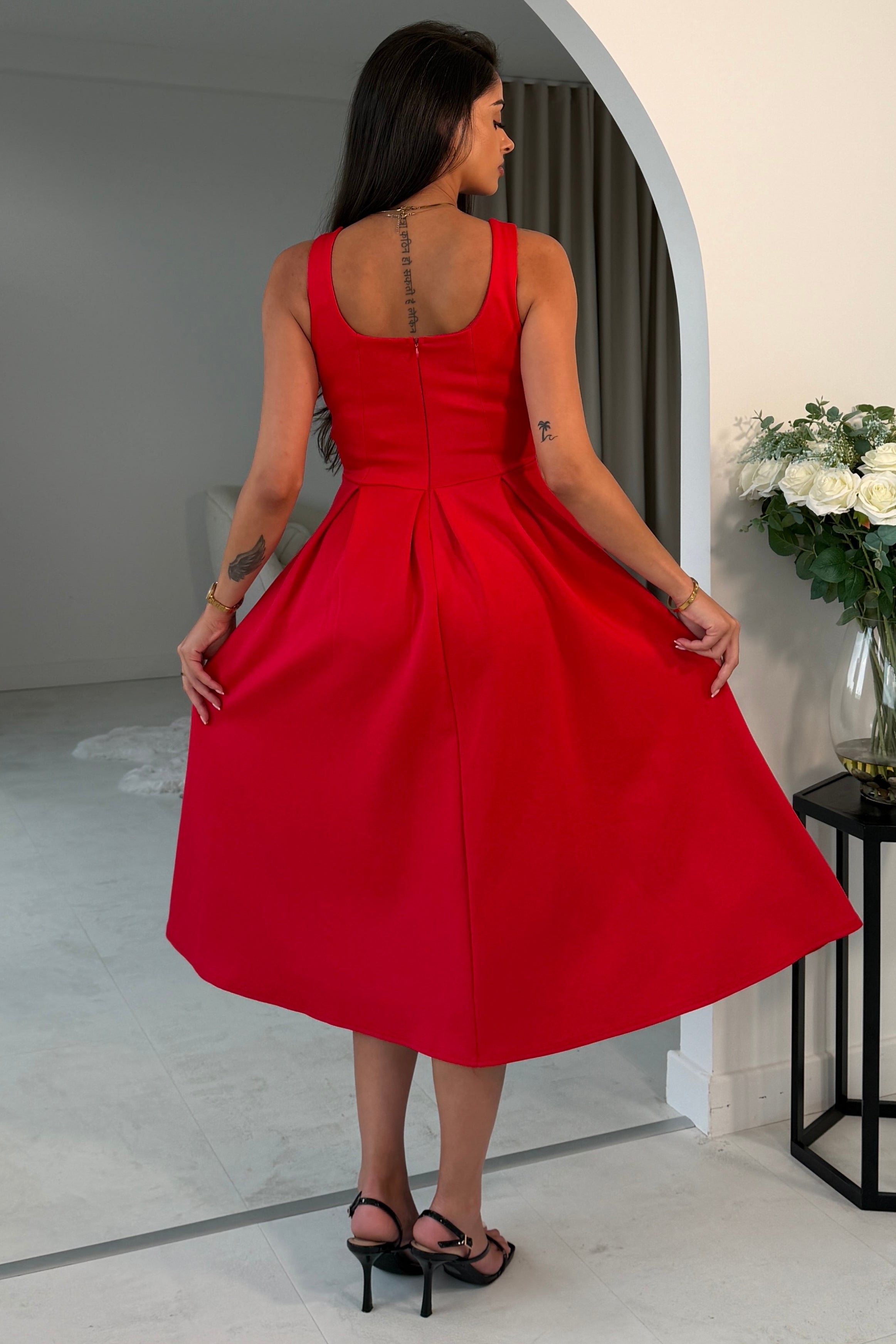 Erica Square Neck Pleated Midi Dress Red