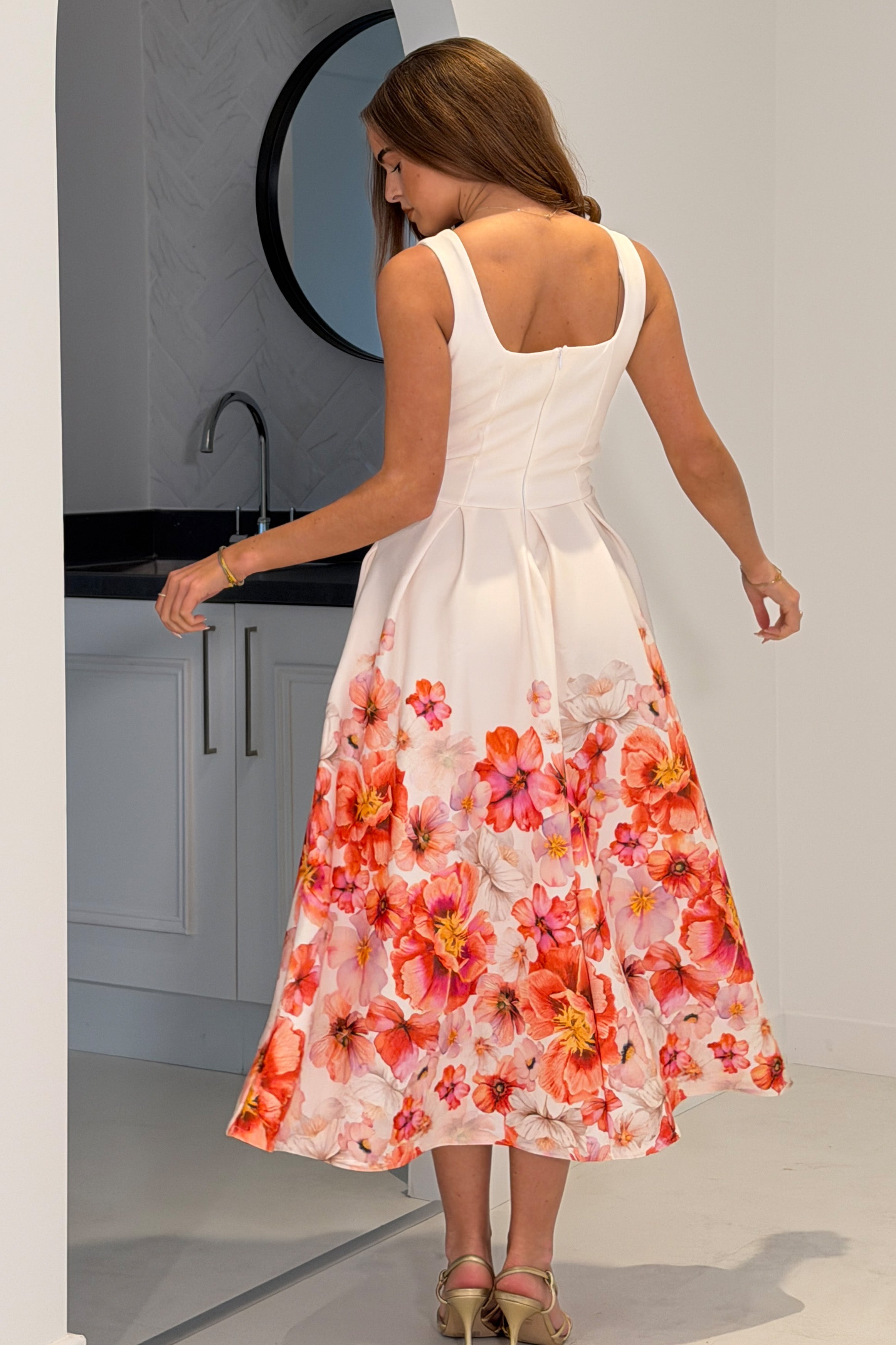 Erica Square Neck Pleated Midi Dress Floral print