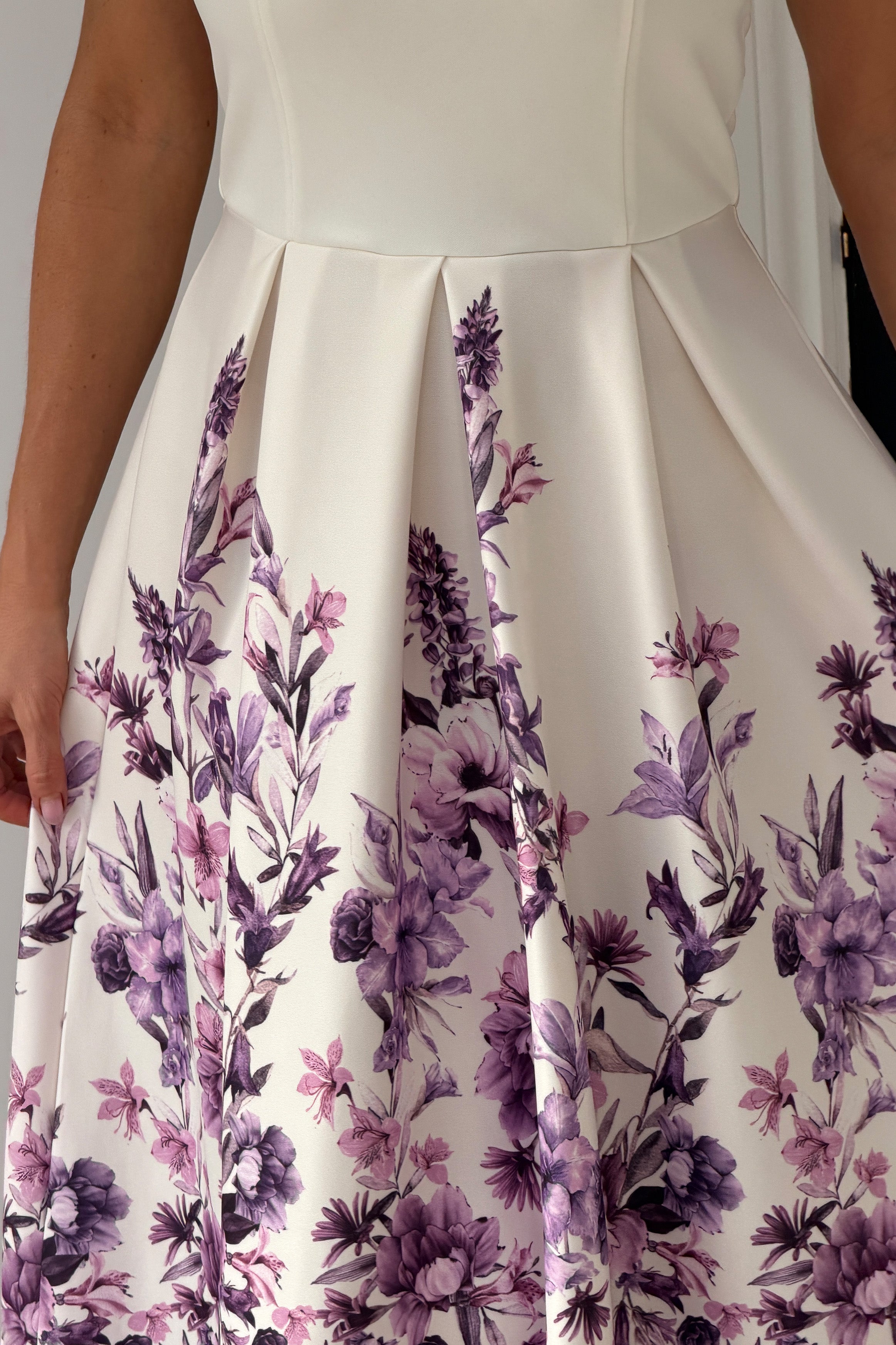 Erica Square Neck Pleated Midi Dress Floral print Ivory