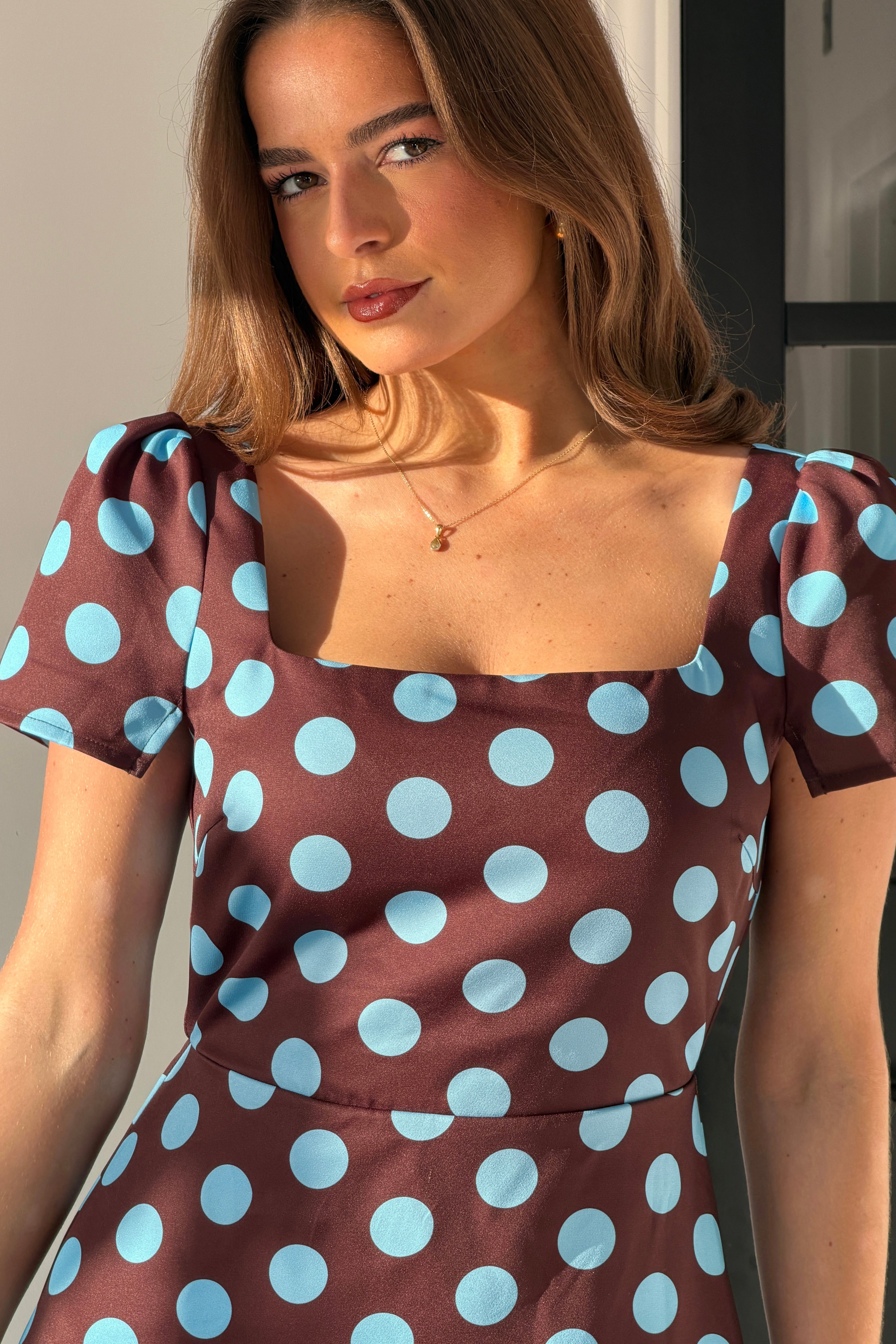 Alba Split sleeve detail midi Dress